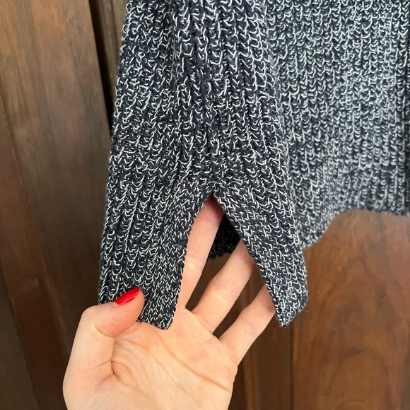 LOFT Sweater Tank / Top - XS - Picture 3 of 3